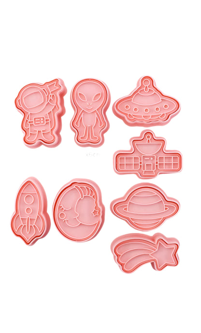 8 Pcs Cookie Cutters Set -  7 Variants