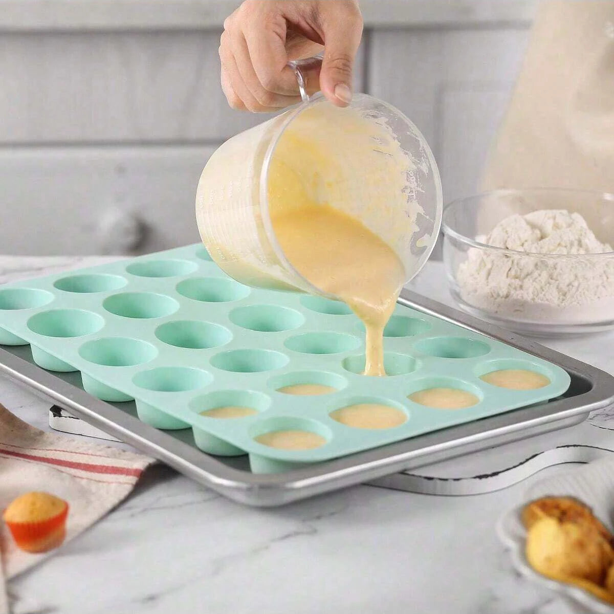 Silicone Mini Cupcake Tray